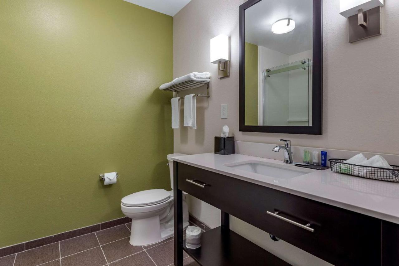 Crosby Sleep Inn & Suites מראה חיצוני תמונה