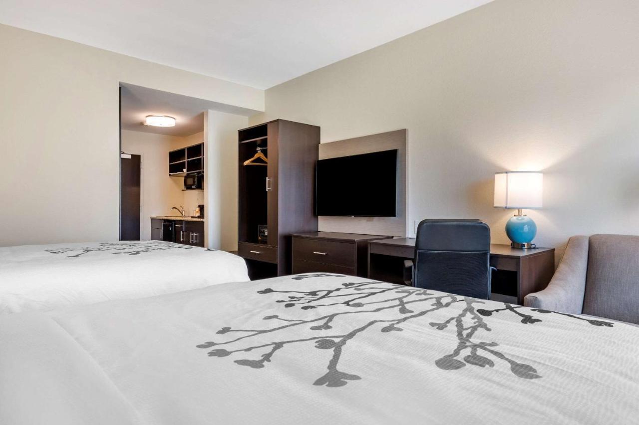 Crosby Sleep Inn & Suites מראה חיצוני תמונה