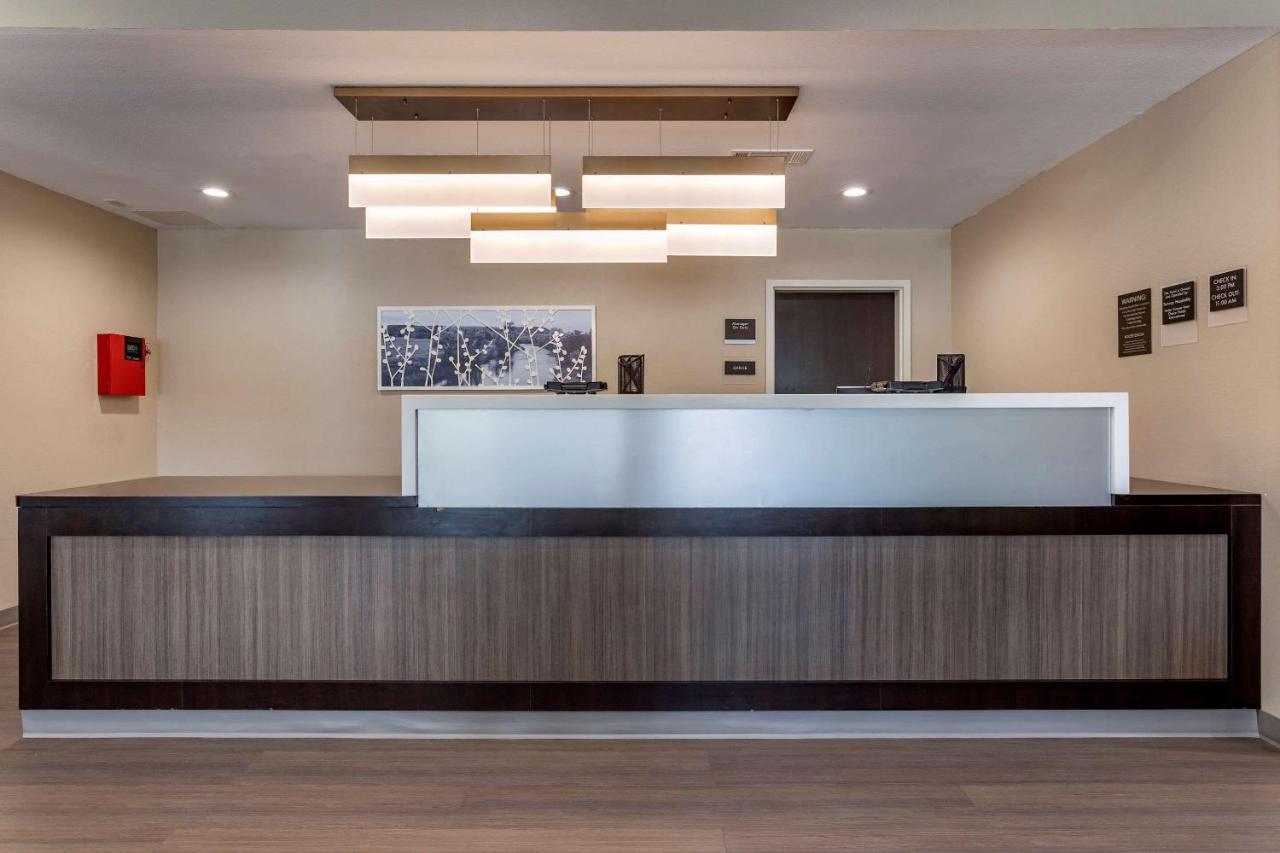 Crosby Sleep Inn & Suites מראה חיצוני תמונה
