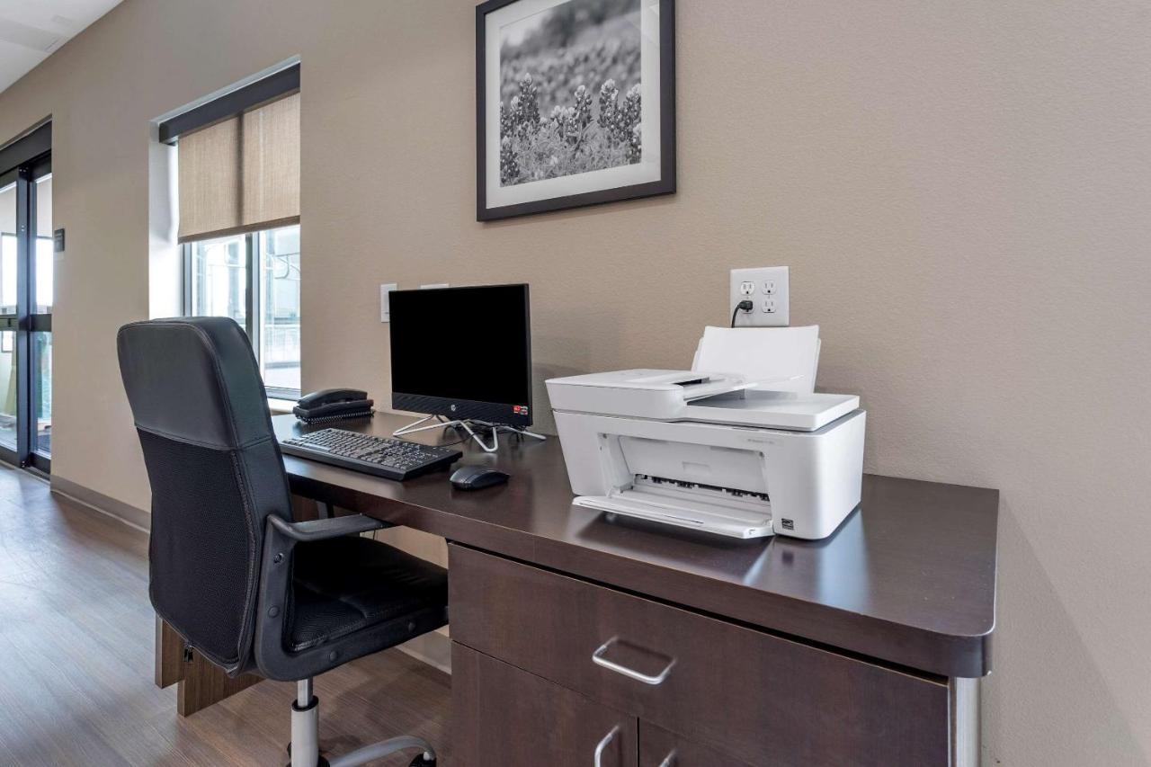 Crosby Sleep Inn & Suites מראה חיצוני תמונה