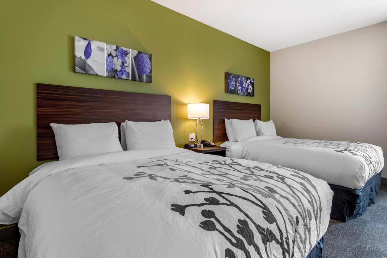 Crosby Sleep Inn & Suites מראה חיצוני תמונה